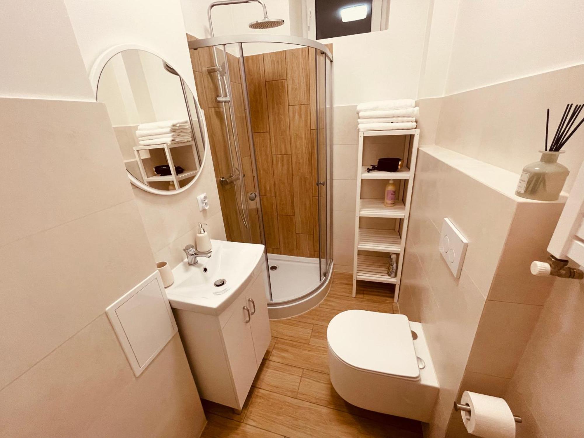 Kobiela Apartments Ktw City Center カトヴィツェ エクステリア 写真